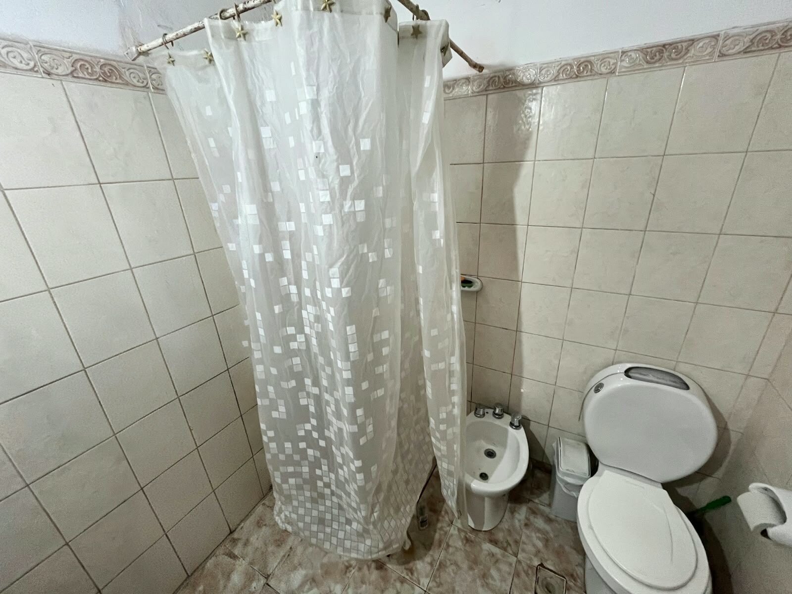 VENDO CASA MÁS DEPARTAMENTO BARRIO ITUZAINGÓ — foto 7