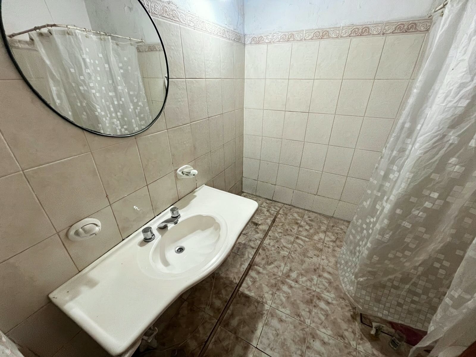 VENDO CASA MÁS DEPARTAMENTO BARRIO ITUZAINGÓ — foto 6