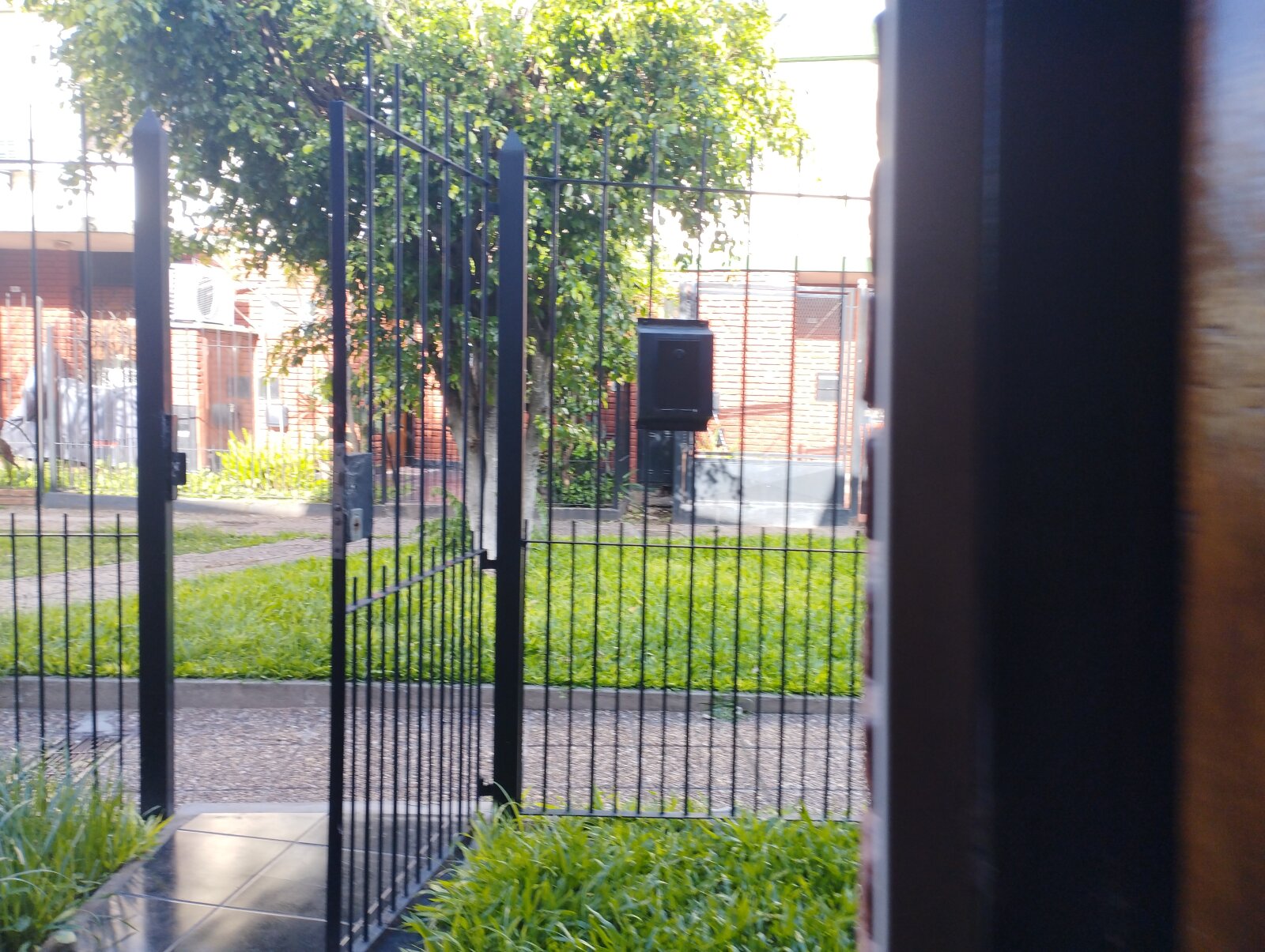 PH de 3 ambientes con patio en Barrio Luz y Fuerza, Moron - 2