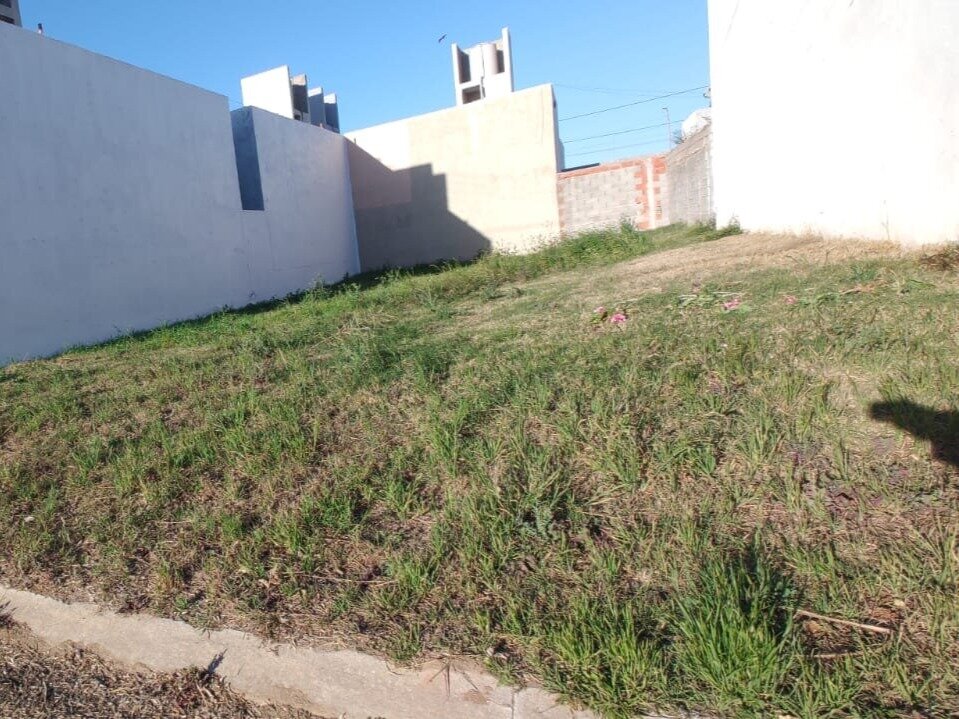 VENDO LOTE VALLE CERCANO - 2