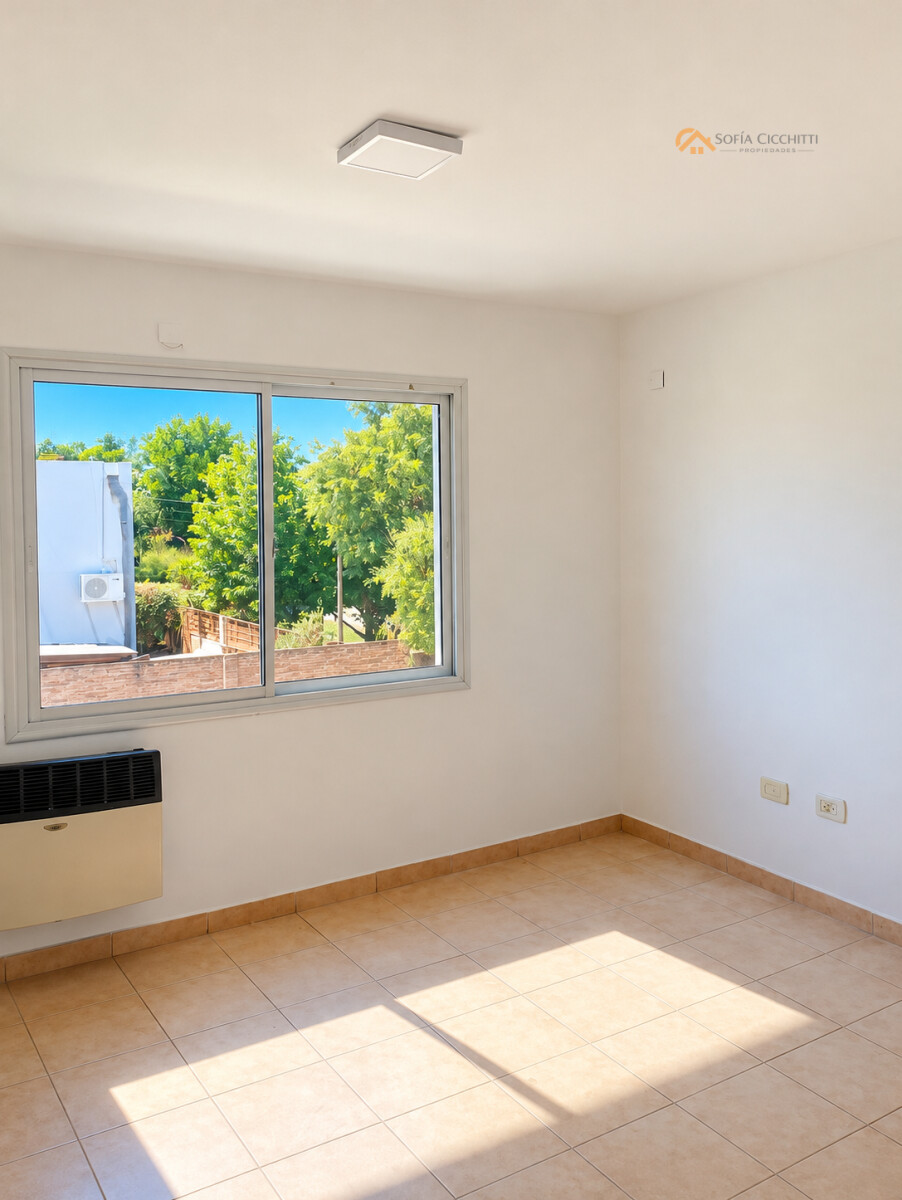 VENTA - FUNES - CASA EN VENTA - 2 DORMITORIOS - PILETA — foto 6