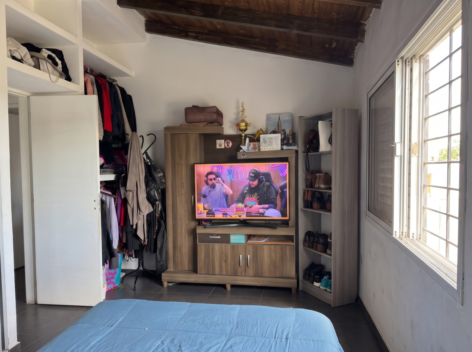 HERMOSA CASA DE 4 DORMITORIOS EN ALVEAR — foto 9