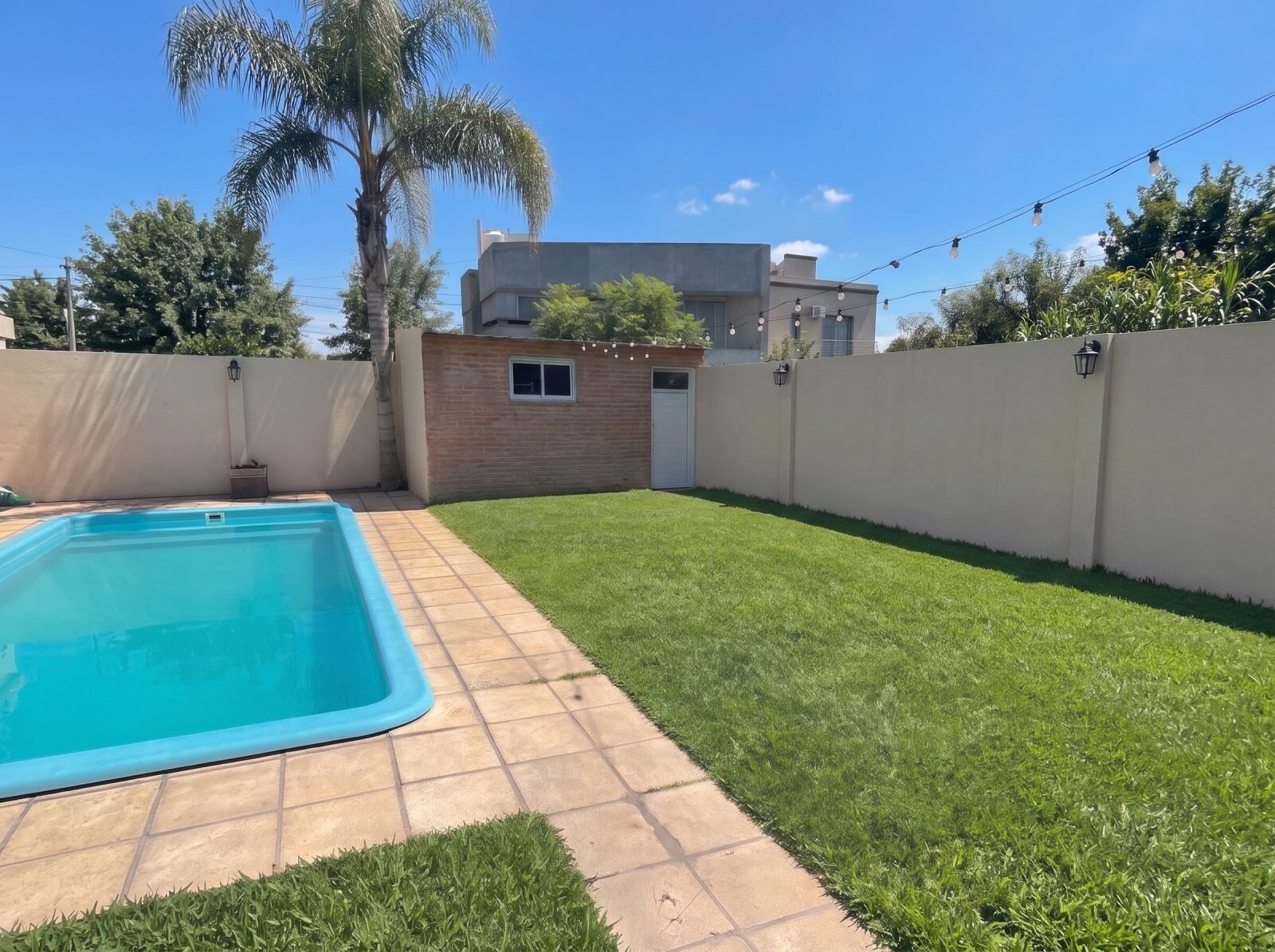 HERMOSA CASA DE 4 DORMITORIOS EN ALVEAR — foto 14