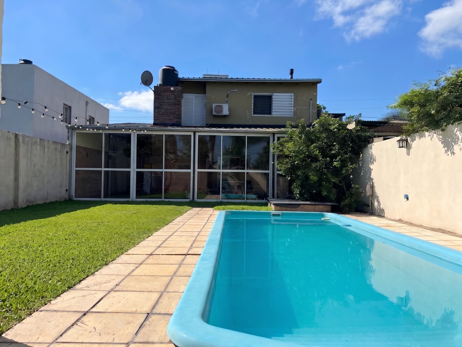HERMOSA CASA DE 4 DORMITORIOS EN ALVEAR - 17