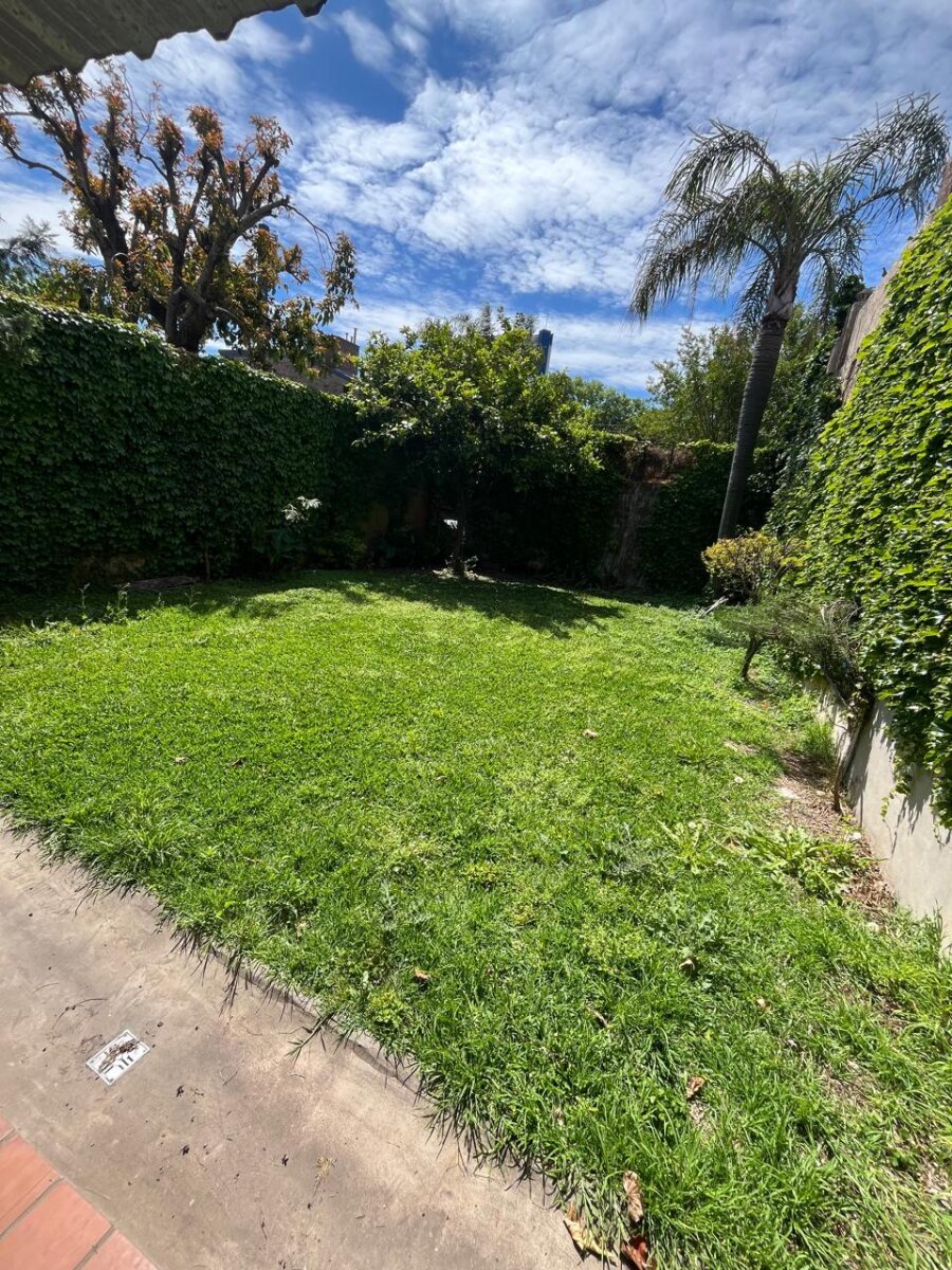 Arroyito Rio. Dos Plantas con Jardín. — foto 5