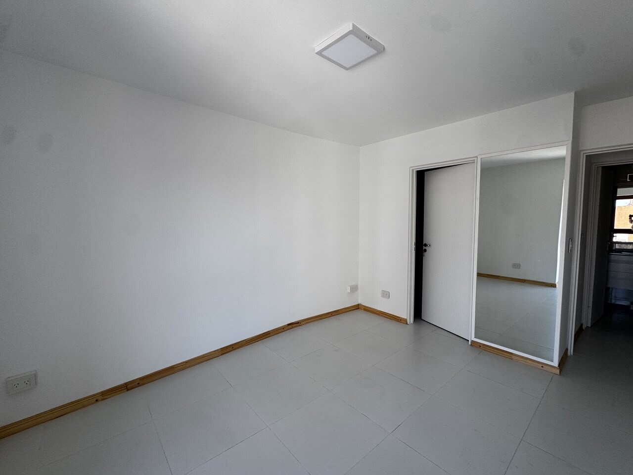 VENTA PACKS DEPTO REFACCIONADOS 2 DORM CON COCHERA (opcional) EN TORRE ANGELA - CENTRO - 21