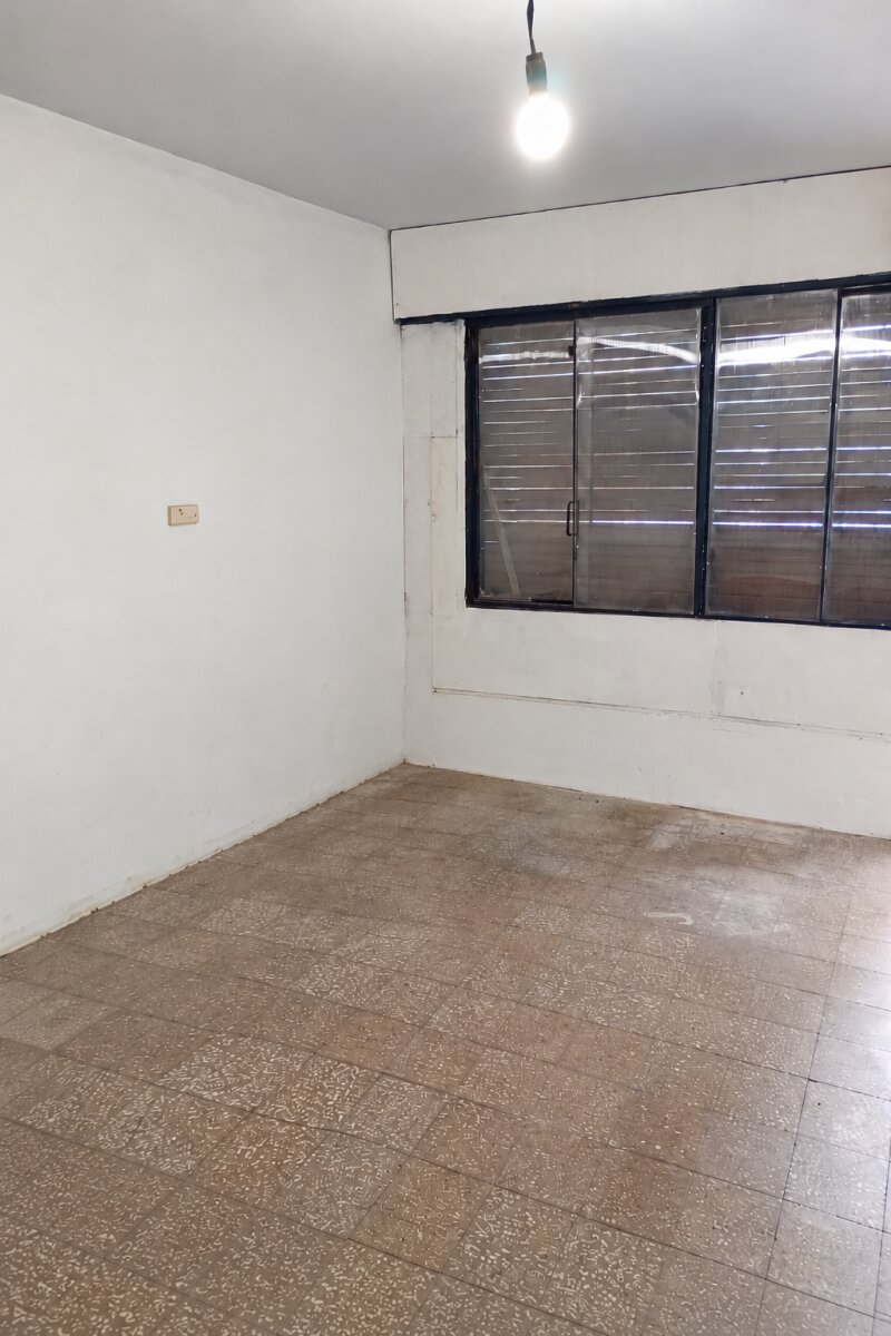 Se alquila local sobre Avenida Sabattini Barrio San Lorenzo (Ruta n° 9) - 8