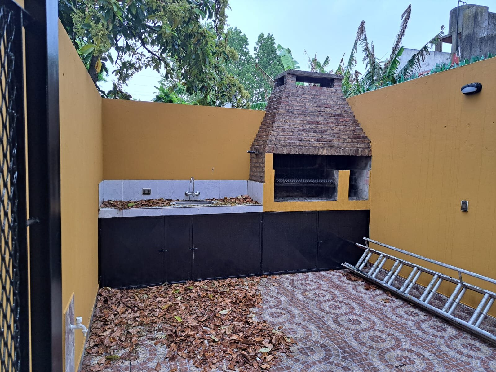 Duplex de 3 ambientes con cochera, patio y parrilla - 21