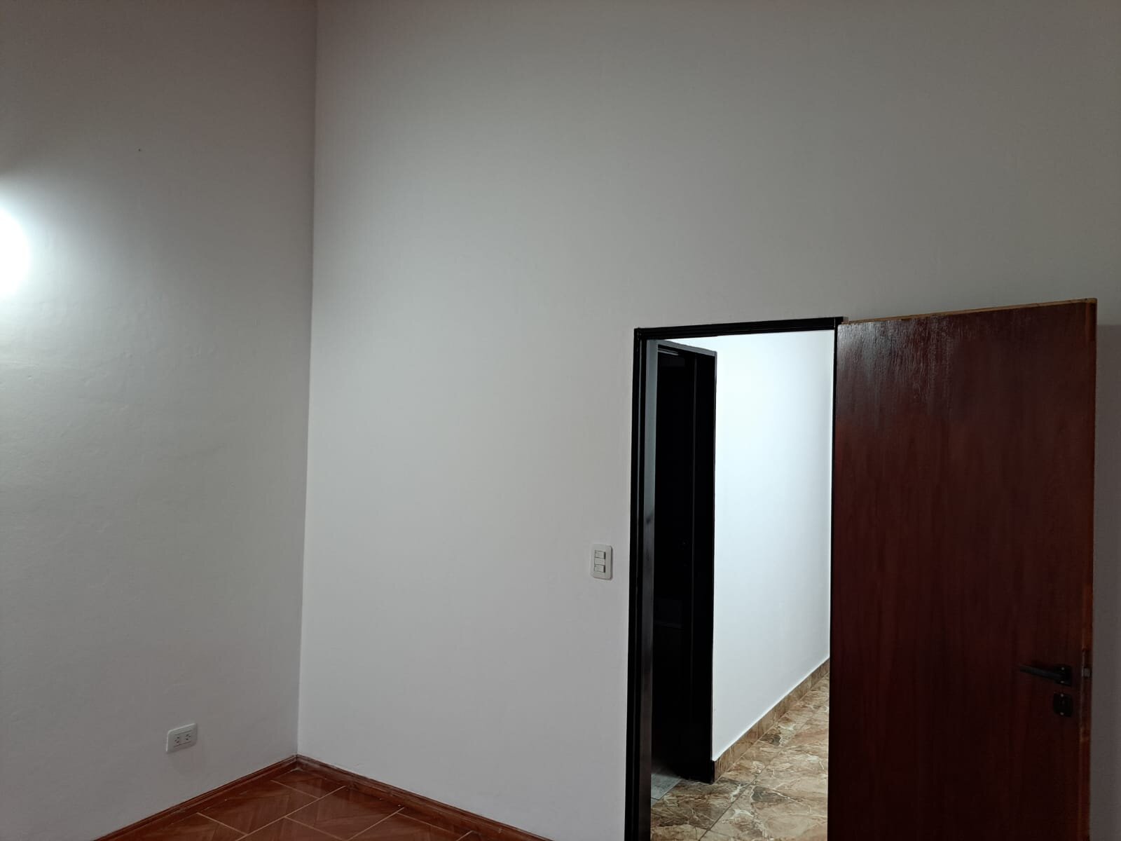 Duplex de 3 ambientes con cochera, patio y parrilla — foto 10