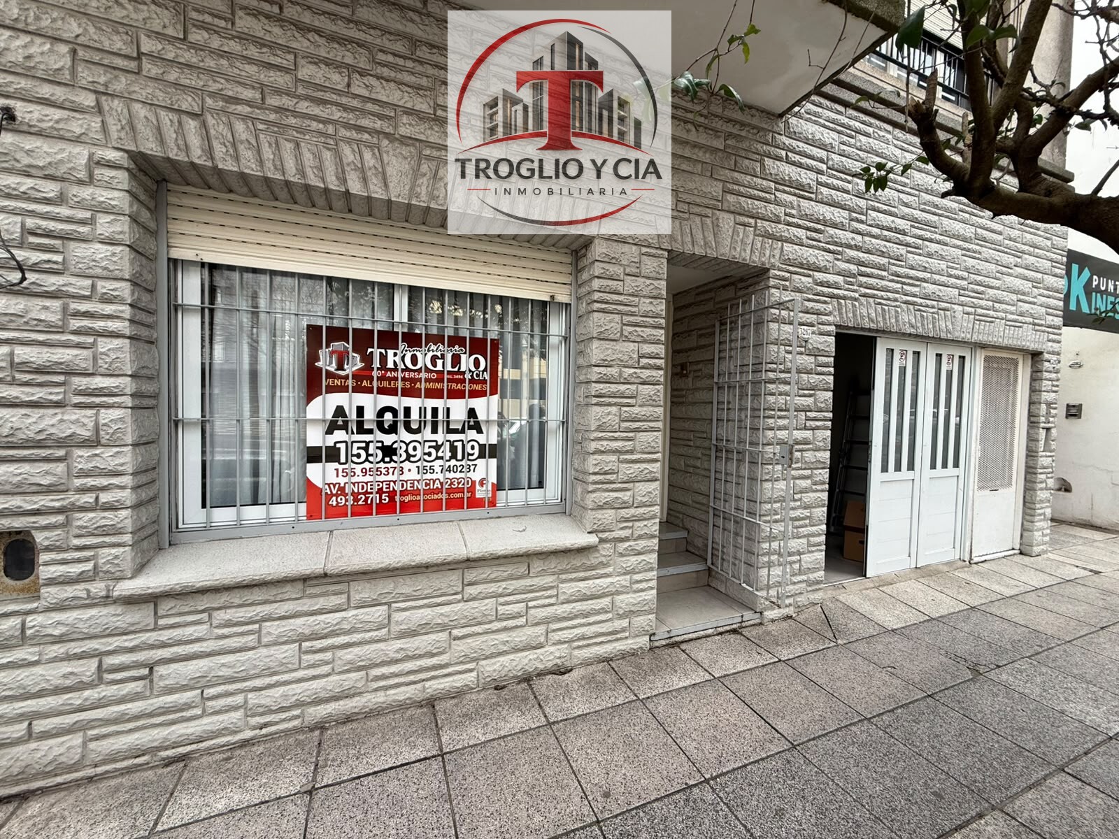 CASA DE 4 AMBIENTES - APTO PROFESIONAL — foto 2