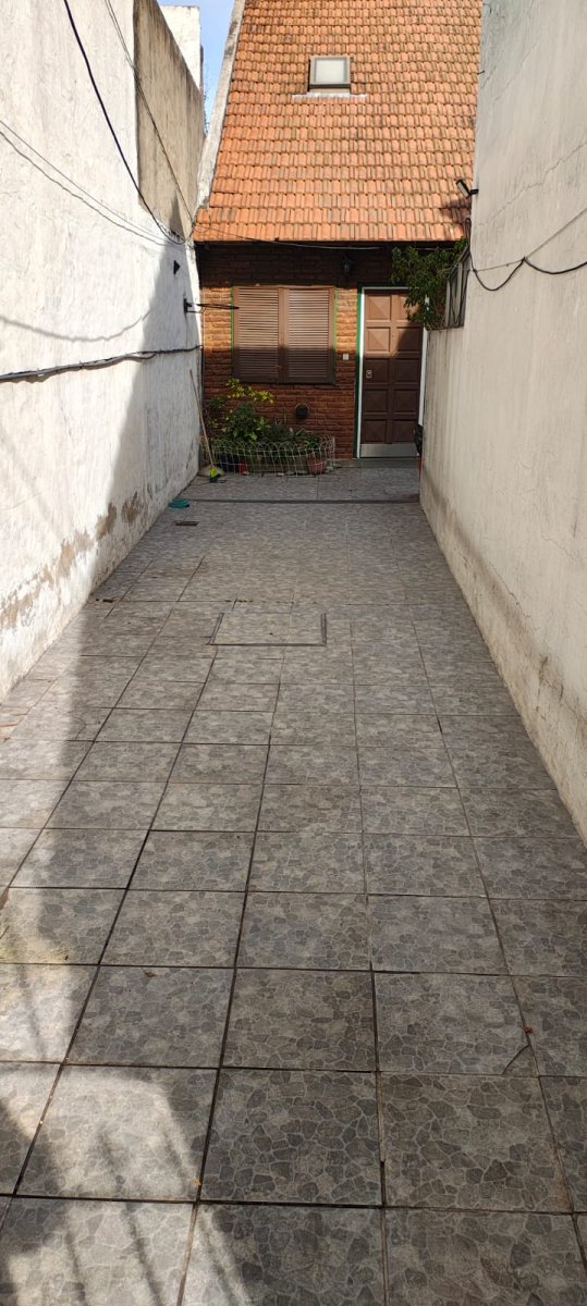 VENTA DUPLEX 2 AMB. 1/2 CON PATIO Y COCHERA RAMOS MEJIA - 11