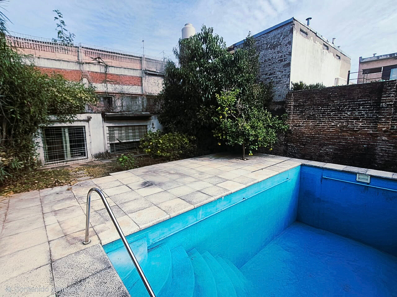 Venta en block. Varias unidades. Posibilidad subdivisión. Ideal inversor. Morón - 14