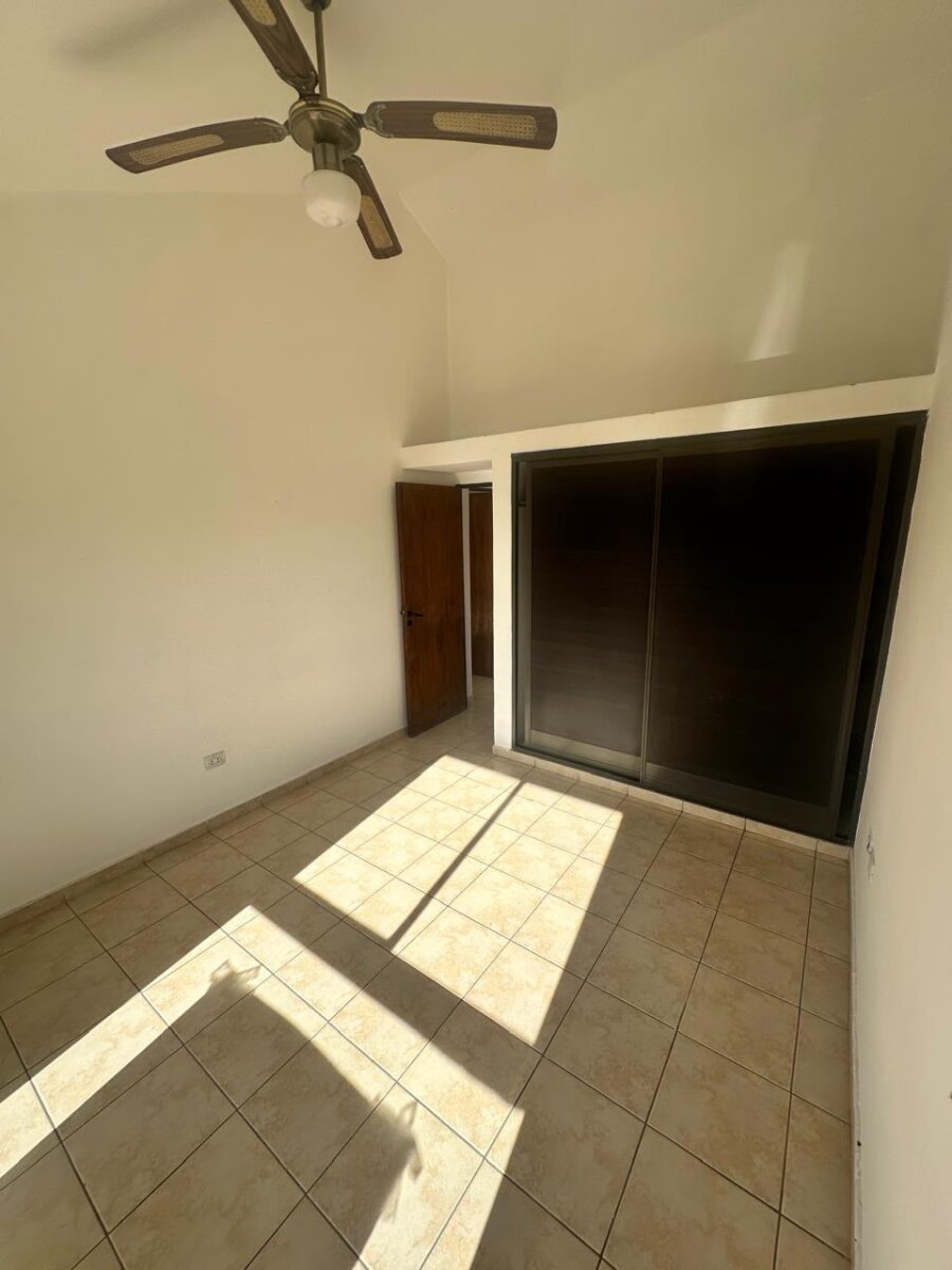 Departamento Dos Dormitorios con Cochera y Balcon Parrilla en Alquiler - Villa Carlos Paz — foto 11