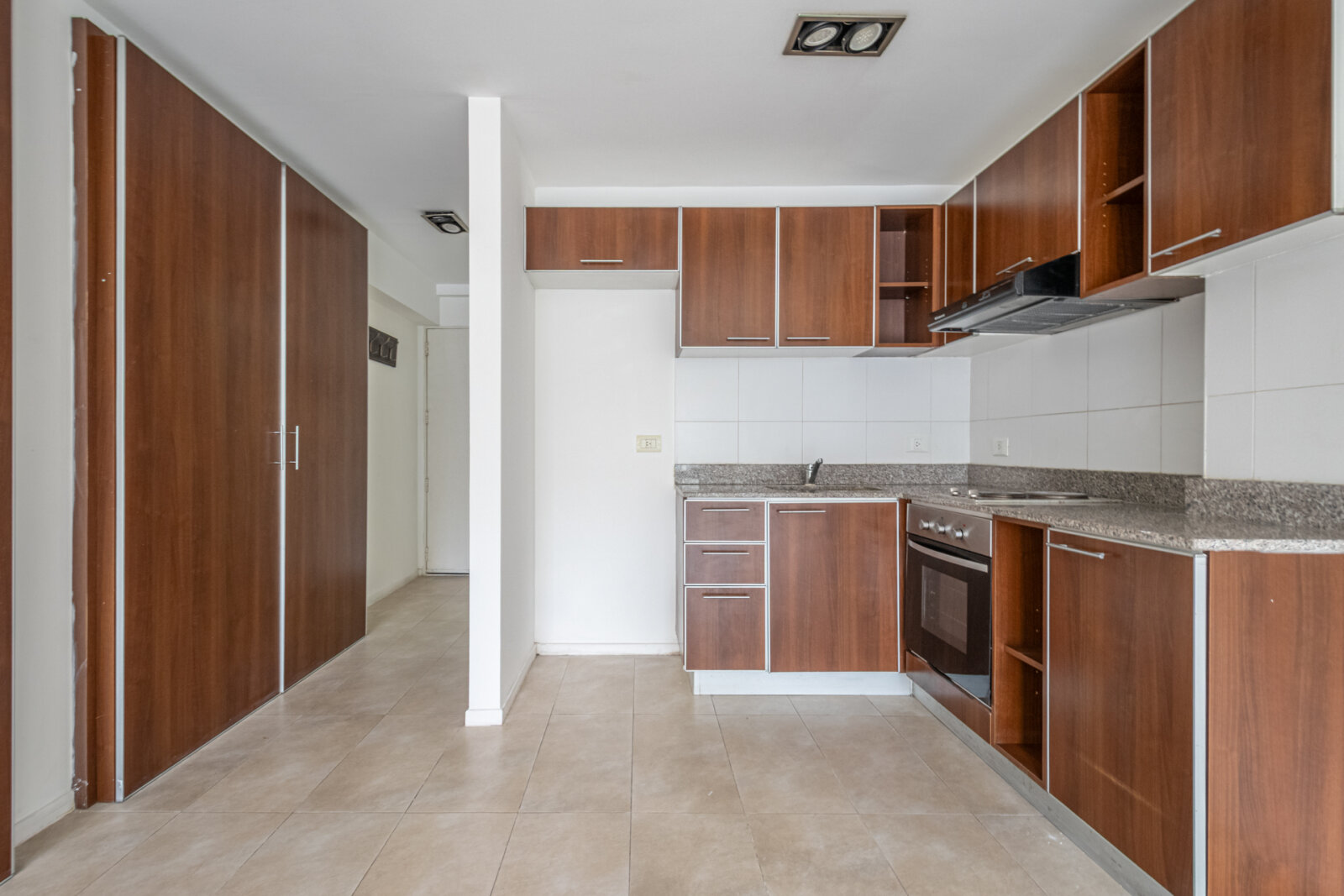 Monoambiente. Divisible. Luminoso. Amenities. Villa Urquiza. — foto 10