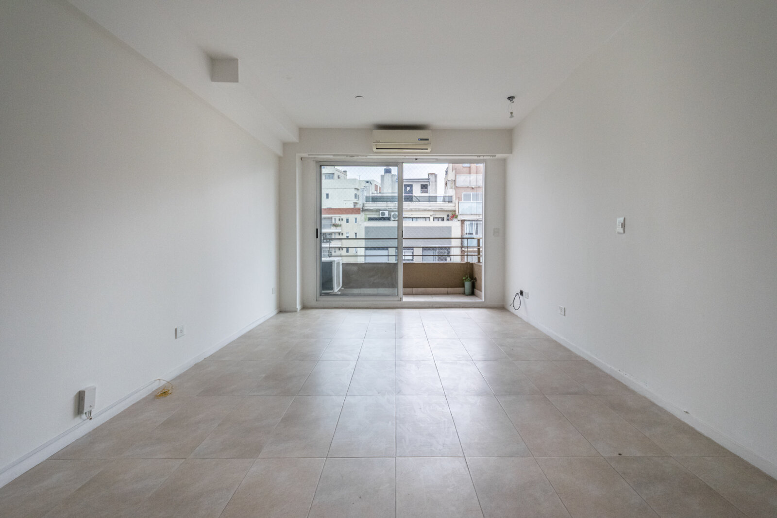 Monoambiente. Divisible. Luminoso. Amenities. Villa Urquiza. — foto 8