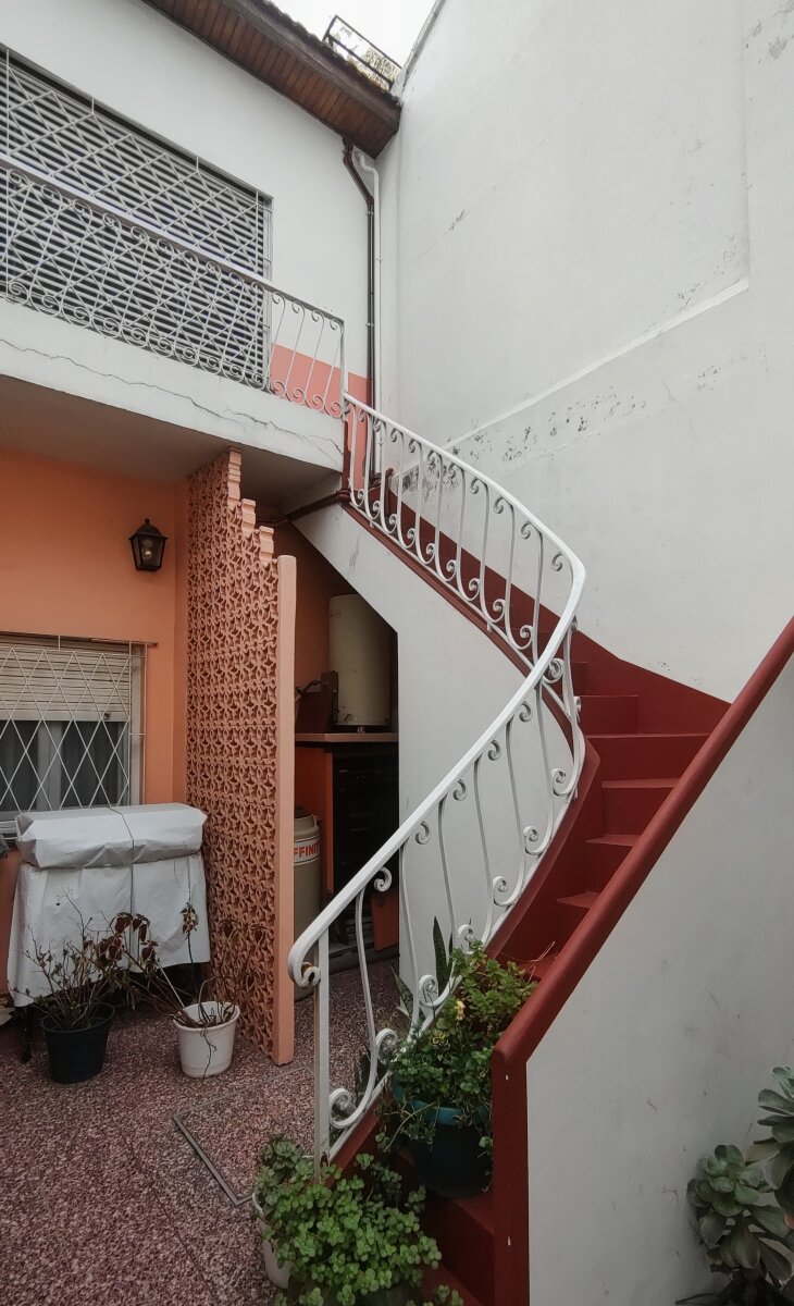 Excelente Chalet 6 ambientes a la venta zona Avellaneda. - 25