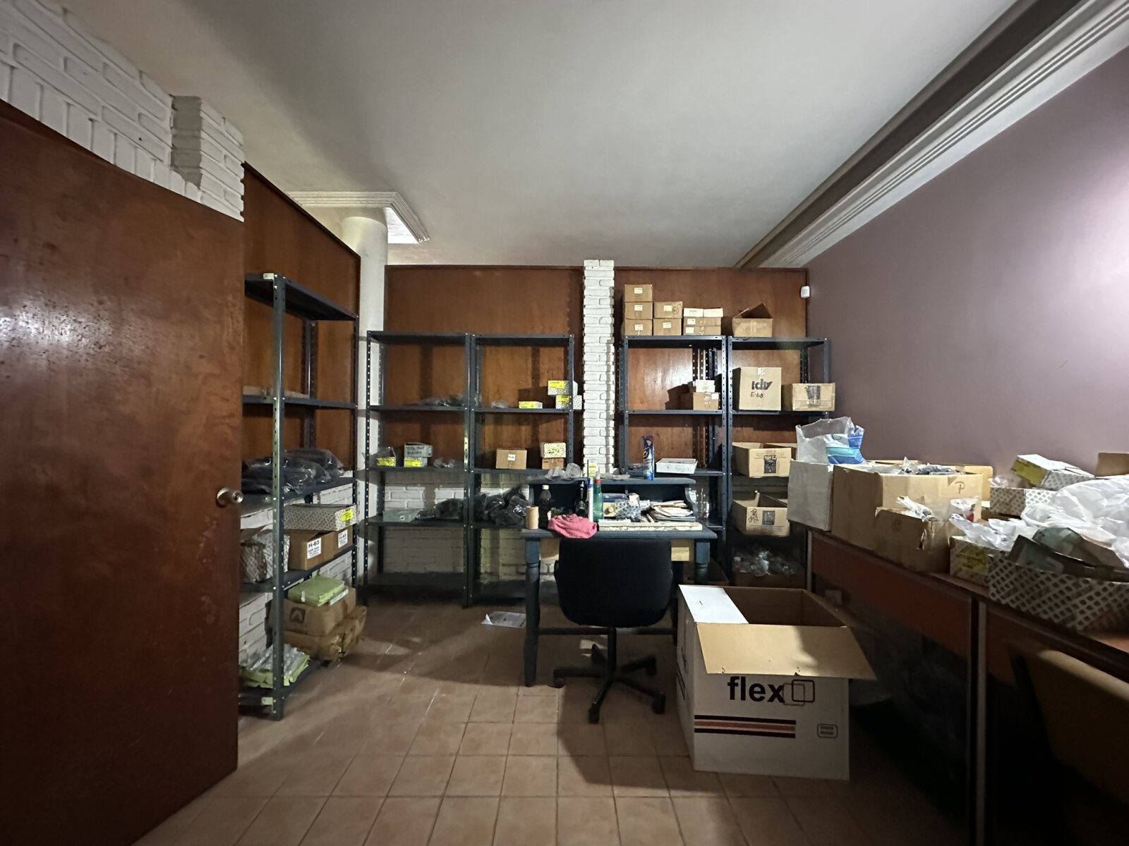 CASA DE ESTILO 4 DORM. CON PARQUE – LOTE 535 M² – SARANDÍ - 24