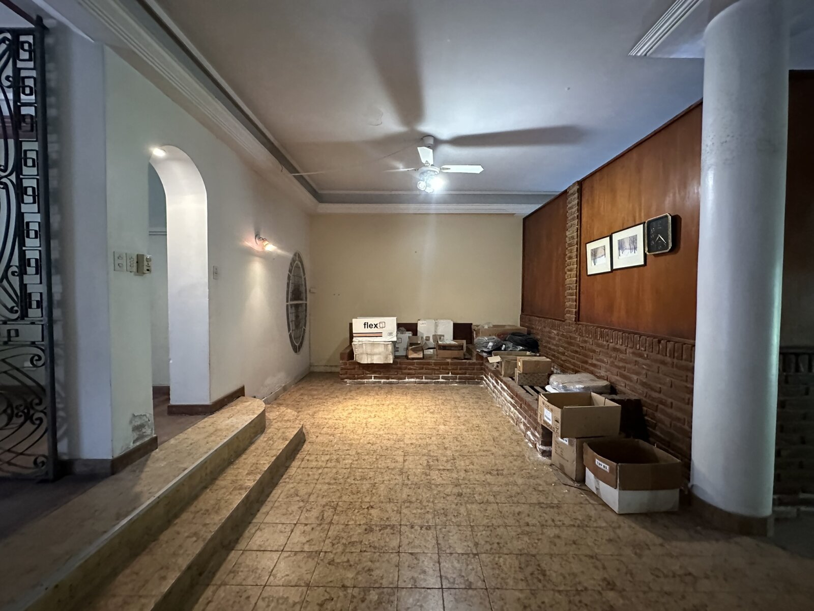 CASA DE ESTILO 4 DORM. CON PARQUE – LOTE 535 M² – SARANDÍ - 17
