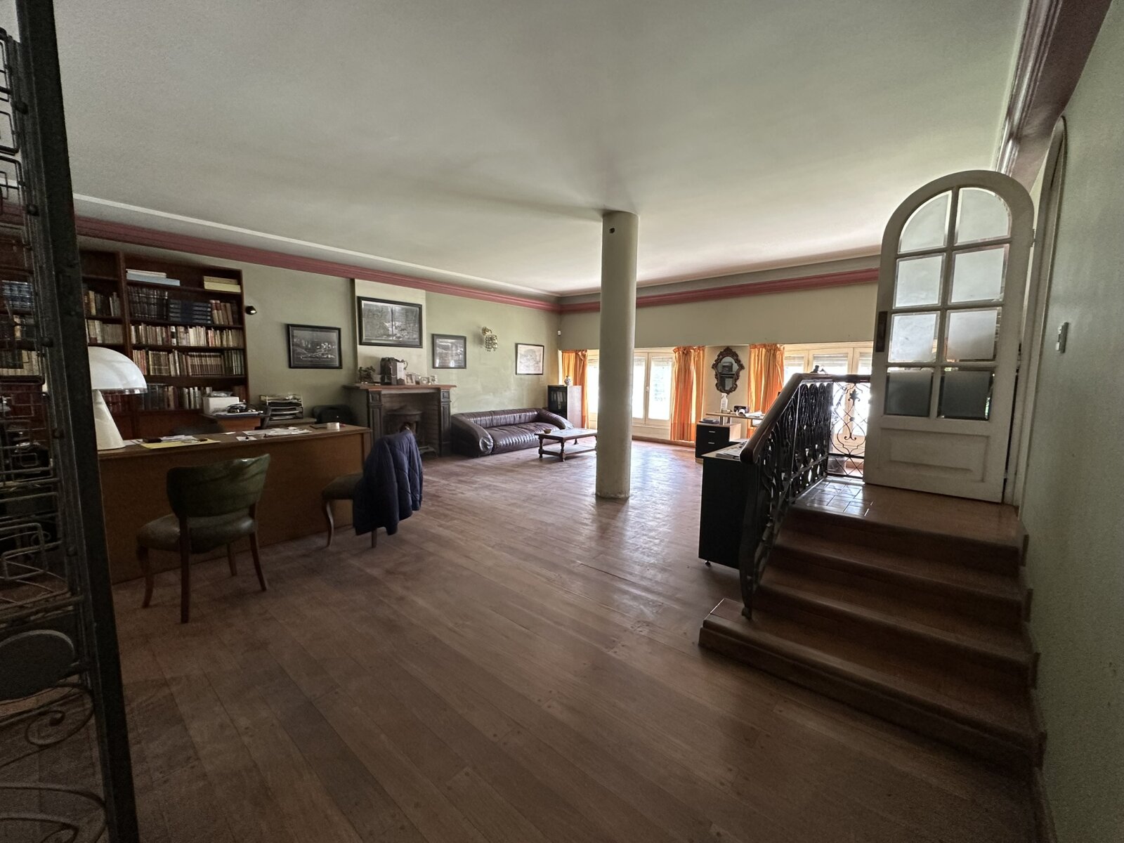CASA DE ESTILO 4 DORM. CON PARQUE – LOTE 535 M² – SARANDÍ — foto 10