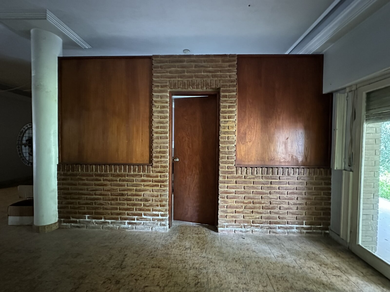 CASA DE ESTILO 4 DORM. CON PARQUE – LOTE 535 M² – SARANDÍ - 22