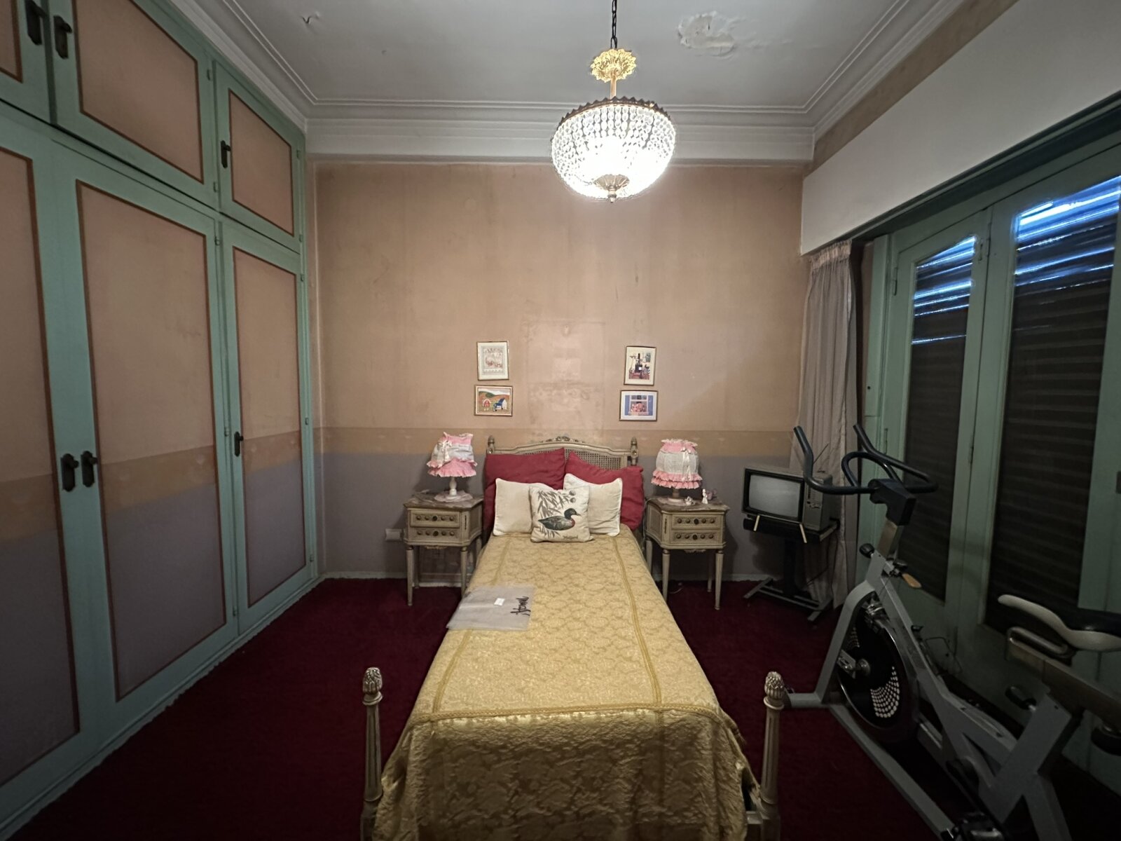 CASA DE ESTILO 4 DORM. CON PARQUE – LOTE 535 M² – SARANDÍ - 55