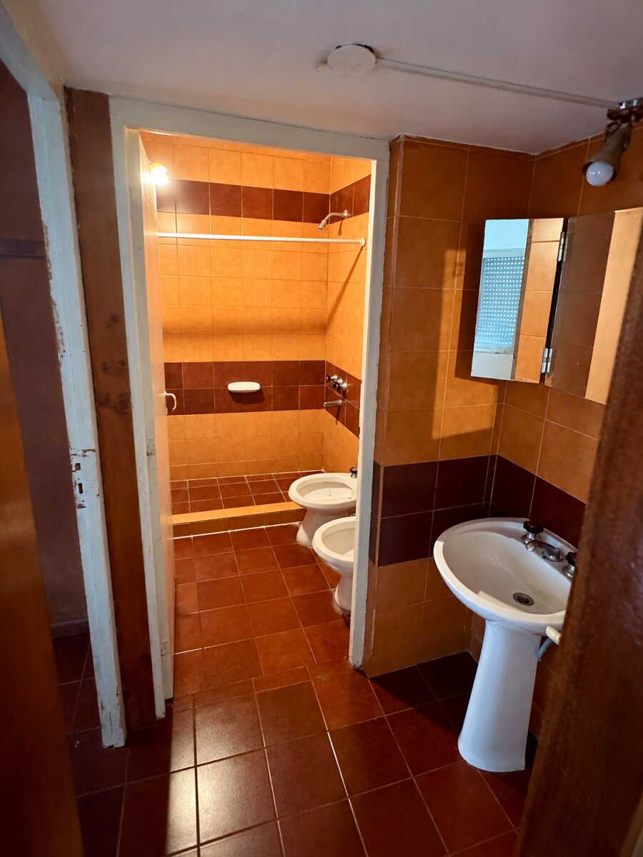 Casa de pasillo, Savedra 742 - 3