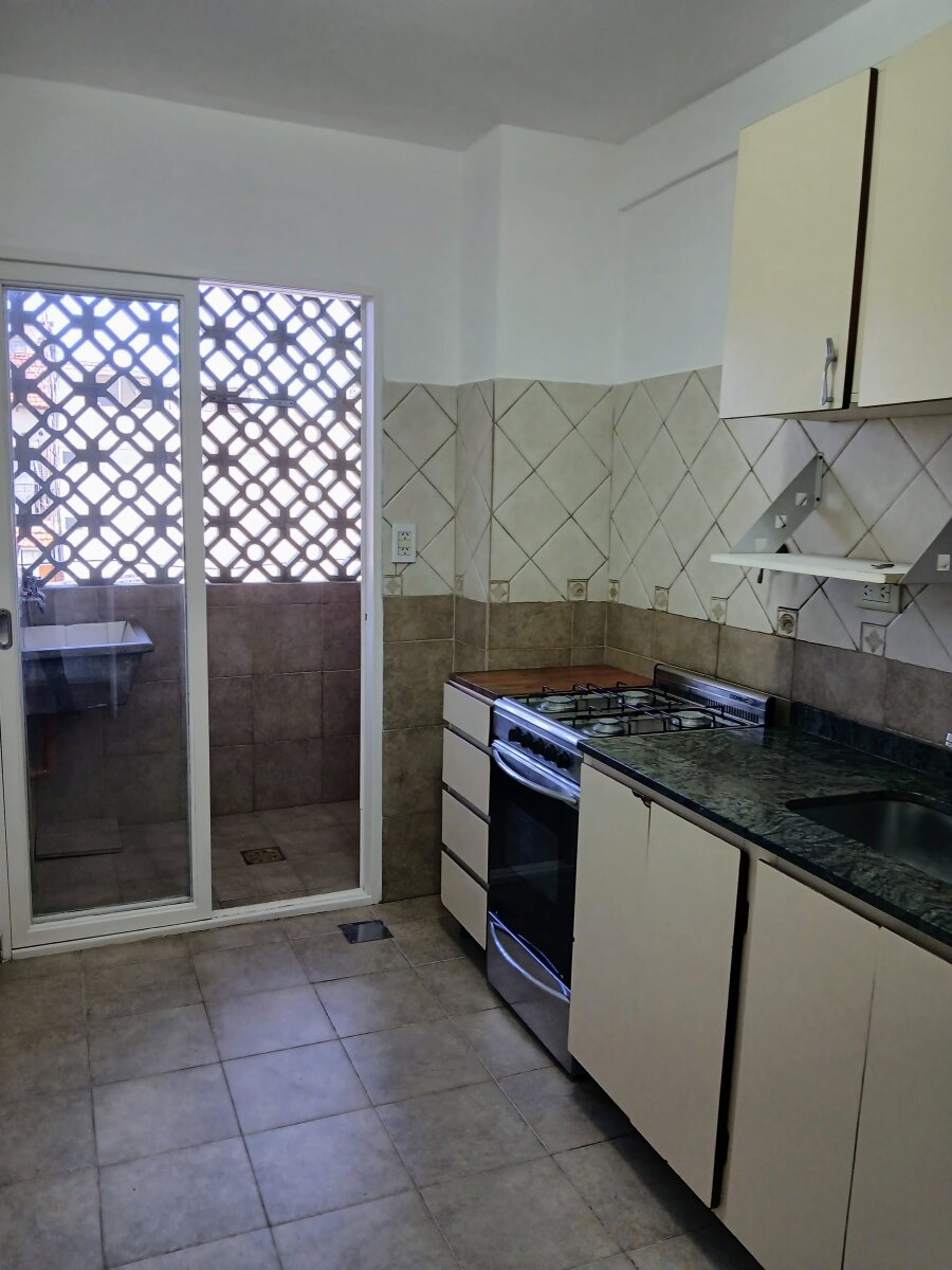ALQUILER 2 AMBIENTES 45 m2 – FRENTE – BALCON- $930.000 — foto 5