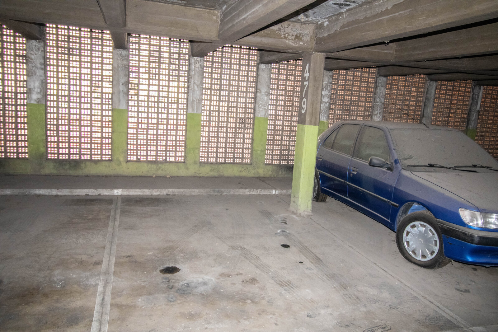 Cocheras en Venta - 12 m² - Retiro - Se escuchan ofertas! - Inversión - 7