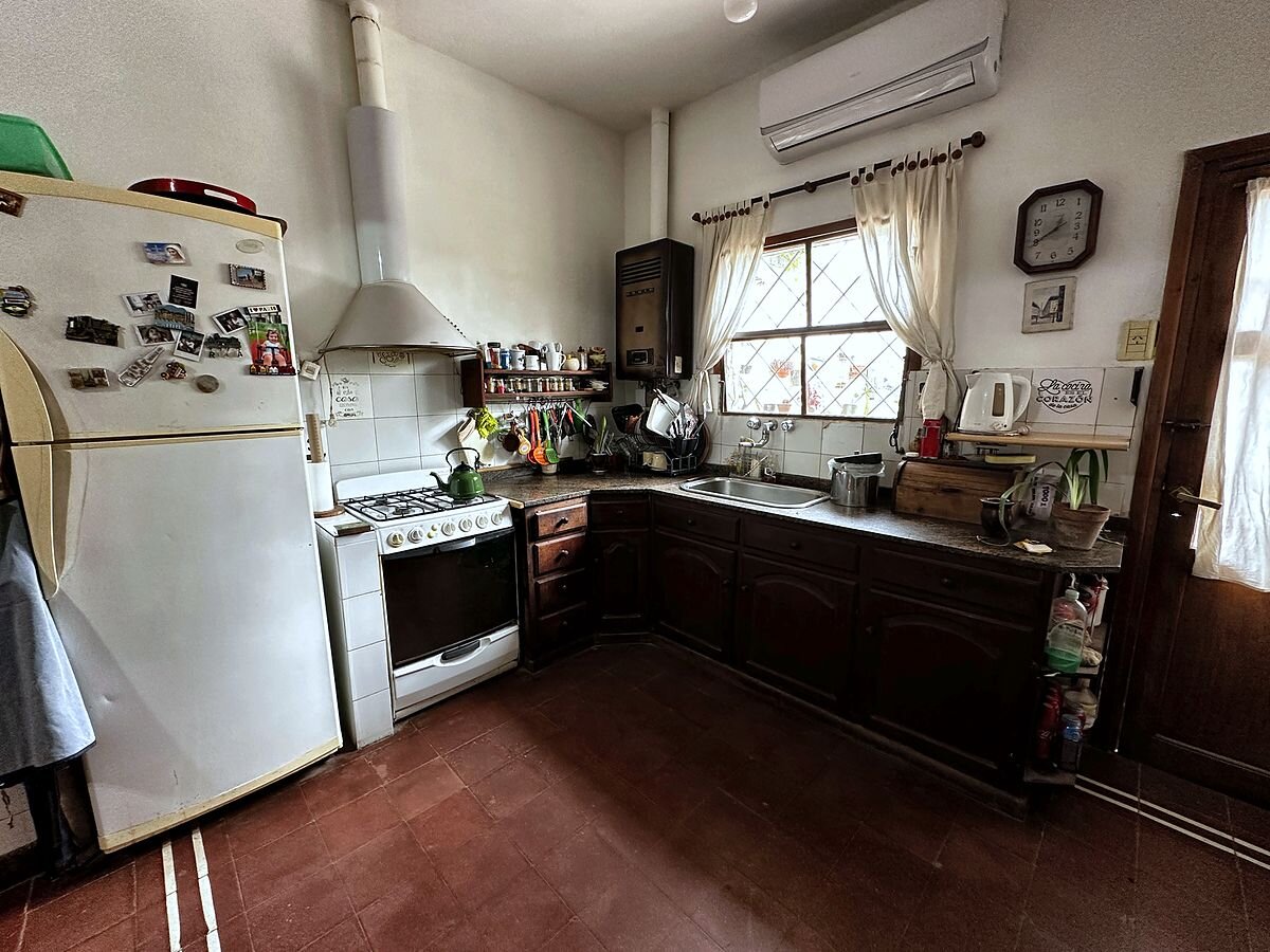 Casa 3 dormitorios en alquiler con quincho, patio y parrilla en barrio Empalme — foto 8
