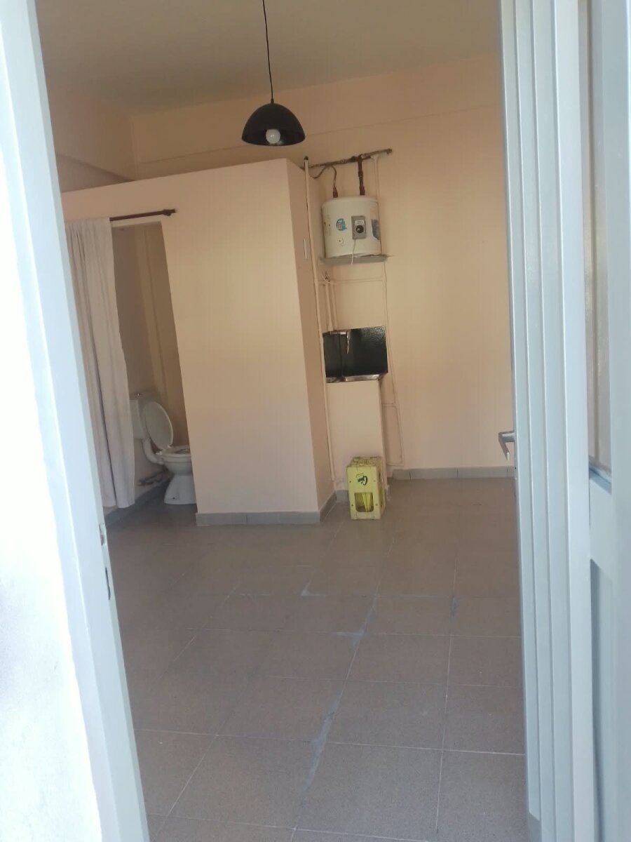 Alquiler oficina, Monoamiente en La Tablada - 3