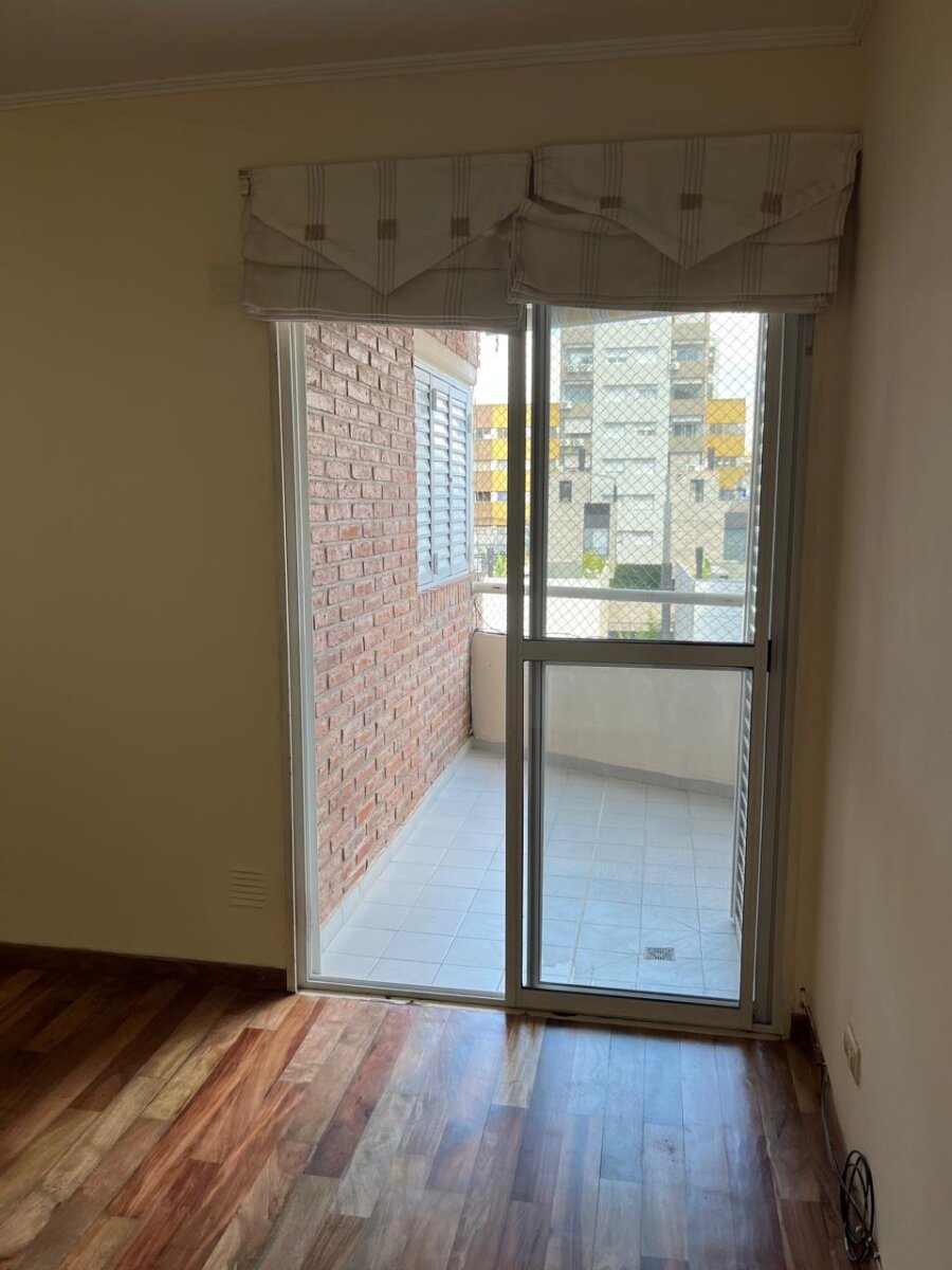 DEPARTAMENTO BUENOS AIRES 1300 DOS DORMITORIOS CON COCHERA - 8