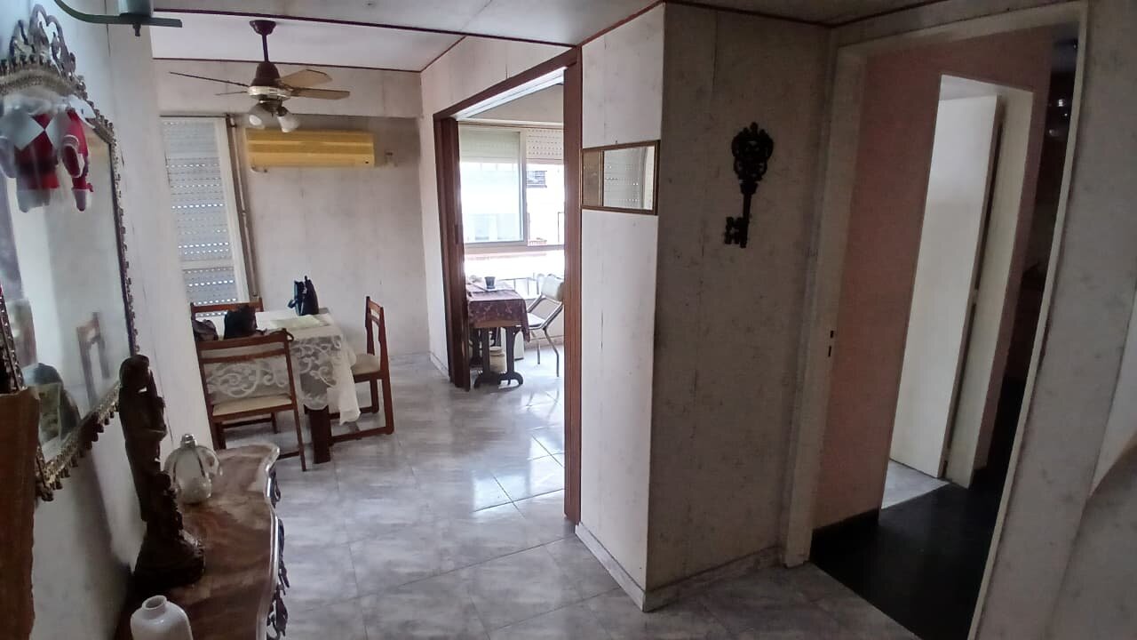 DEPARTAMENTO EN VENTA + COCHERA Av. Pellegrini 1200. . - 25