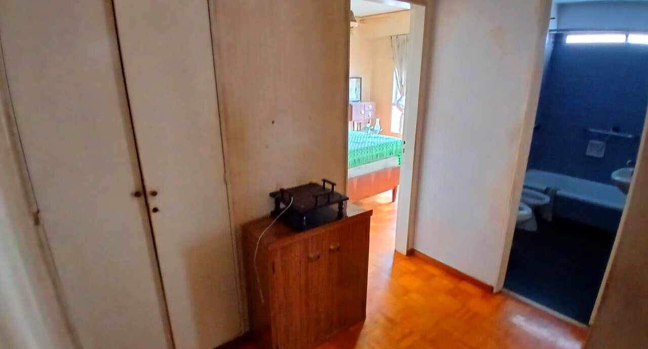 DEPARTAMENTO EN VENTA + COCHERA Av. Pellegrini 1200. . - 17