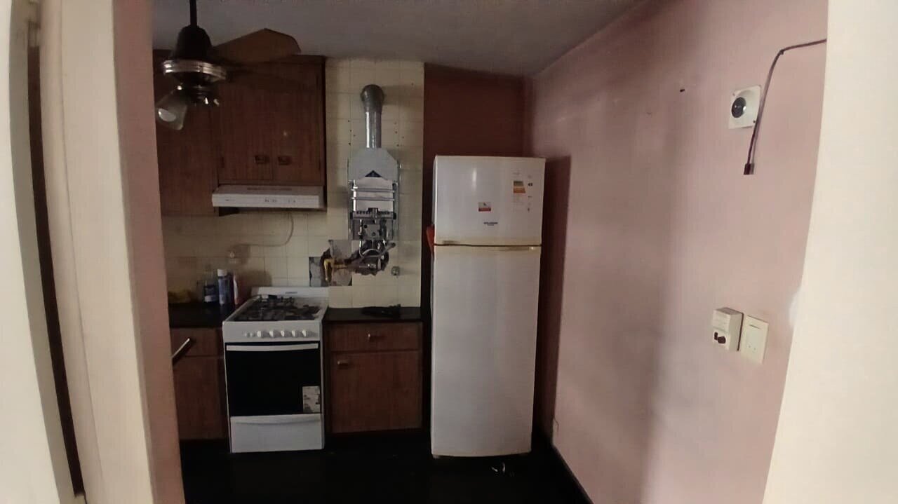 DEPARTAMENTO EN VENTA + COCHERA Av. Pellegrini 1200. . - 19