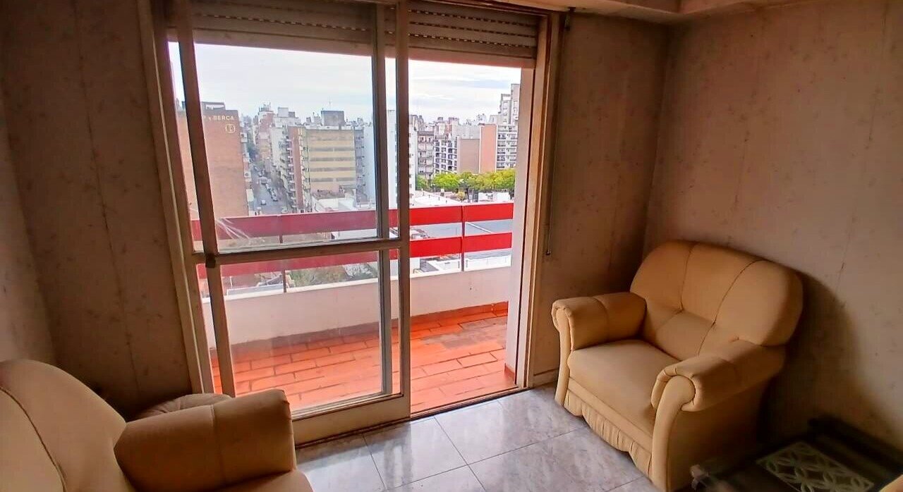 DEPARTAMENTO EN VENTA + COCHERA Av. Pellegrini 1200. . — foto 4