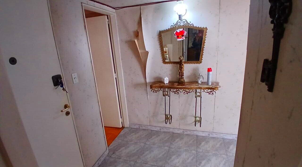 DEPARTAMENTO EN VENTA + COCHERA Av. Pellegrini 1200. . — foto 5