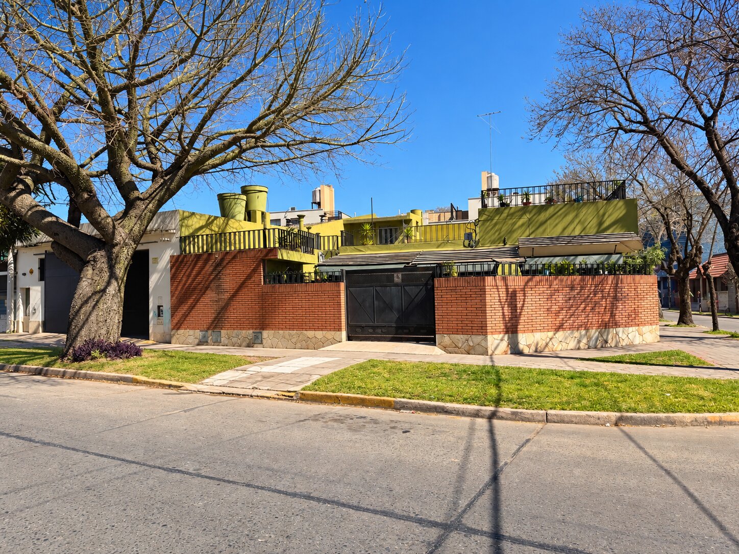Casa de 3 dormitorios y galpón en venta | Rosario | Laprida 5020 - 5