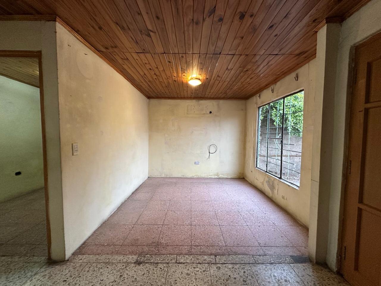 CASA 2 AMB. CON PATIO PROPIO – QUILMES OESTE — foto 5