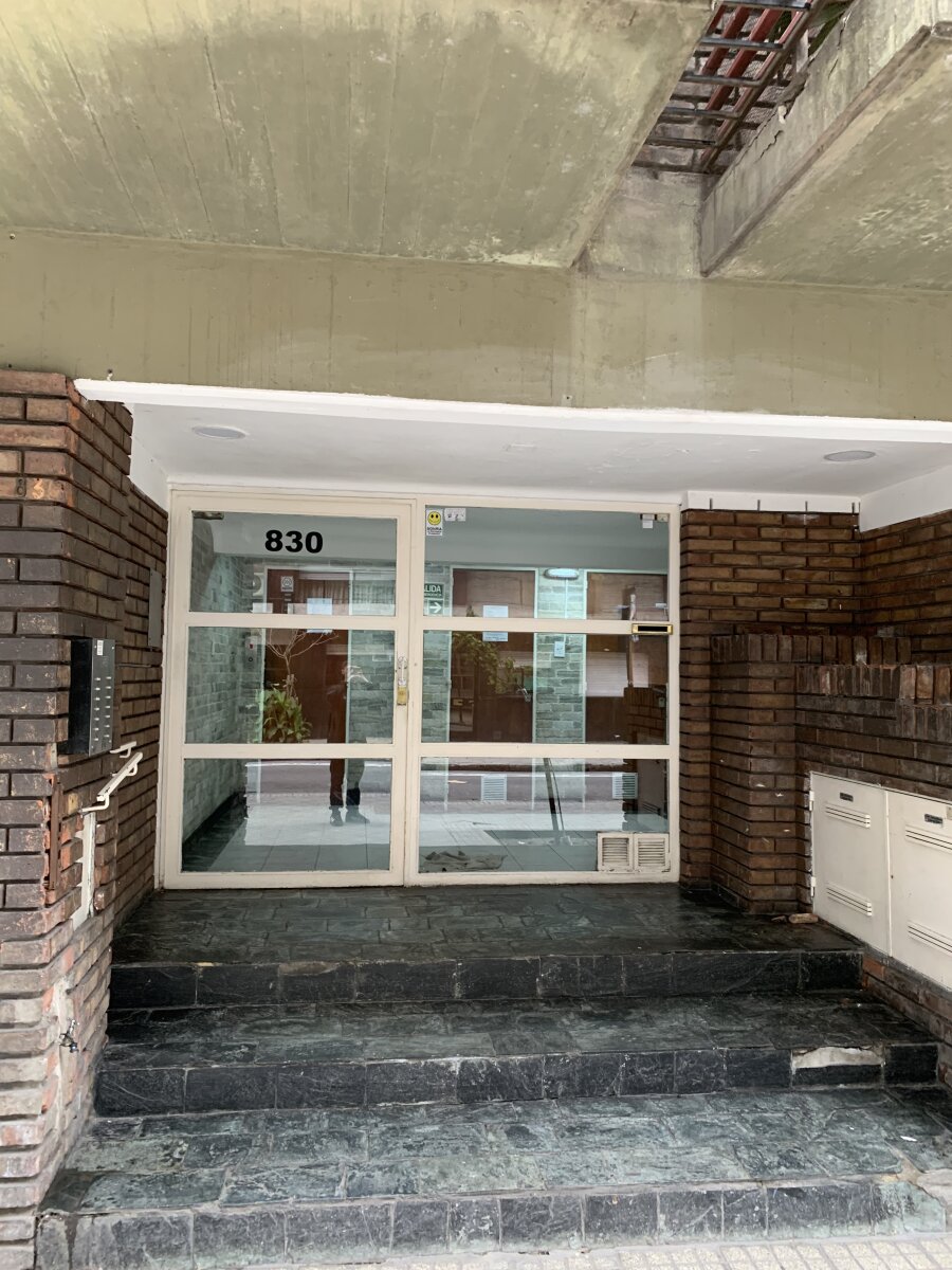 ALQUILER Departamento Rioja 800 — foto 2