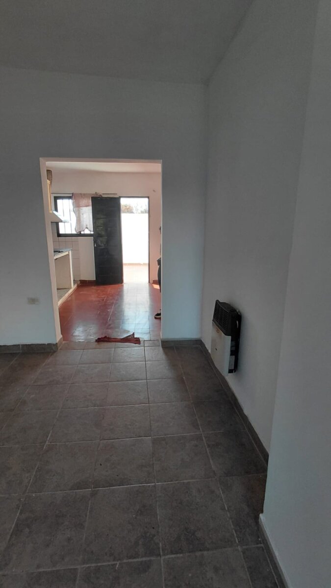 DEPARTAMENTO EN ALQUILER PLANTA ALTA B° CENTRO AMERICA — foto 8
