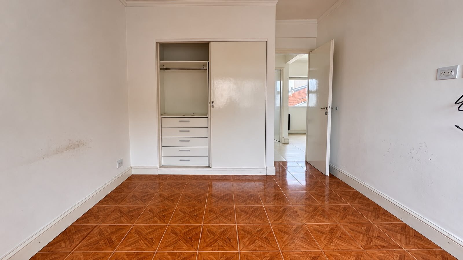 ALQUILER DEPARTAMENTO 2 AMBIENTES AL FRENTE - 6