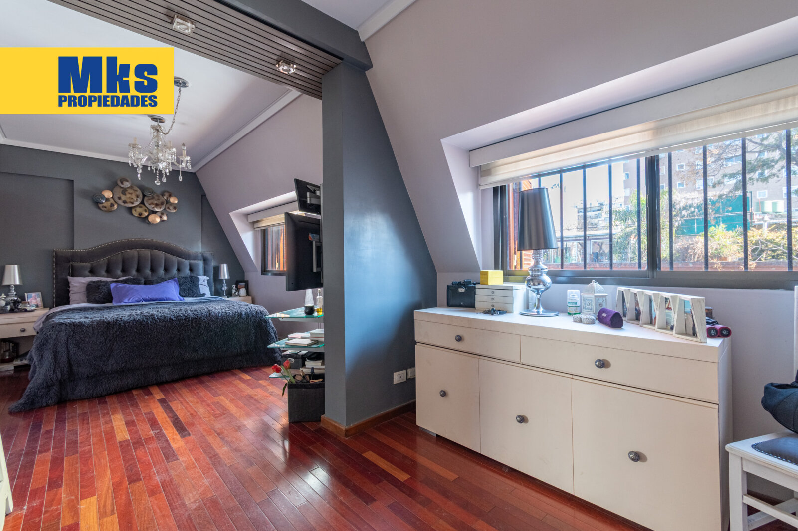 Excelente casa en venta. 5 ambientes. Patio, terraza c/parrilla y garage. Barracas. - 19
