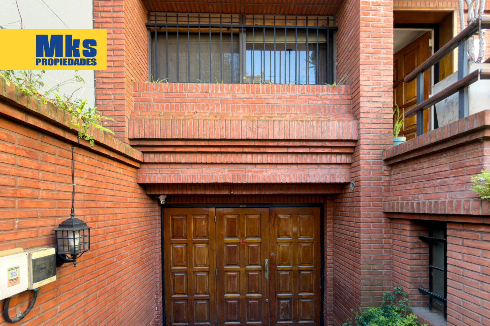 Excelente casa en venta. 5 ambientes. Patio, terraza c/parrilla y garage. Barracas. - 42