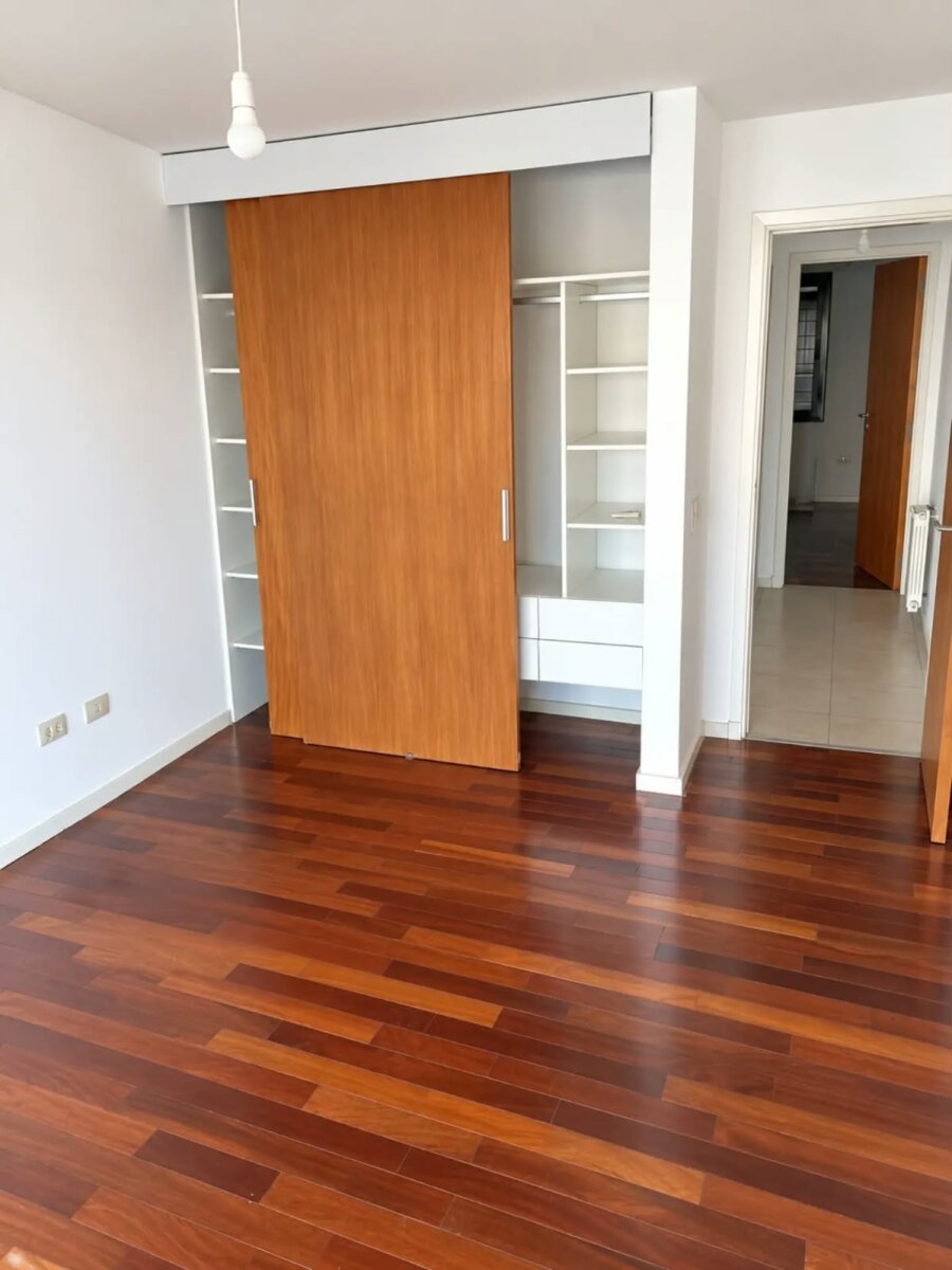 DEPTO 2 DORMITORIOS AL FRENTE CON BALCÓN Y PILETA — foto 8