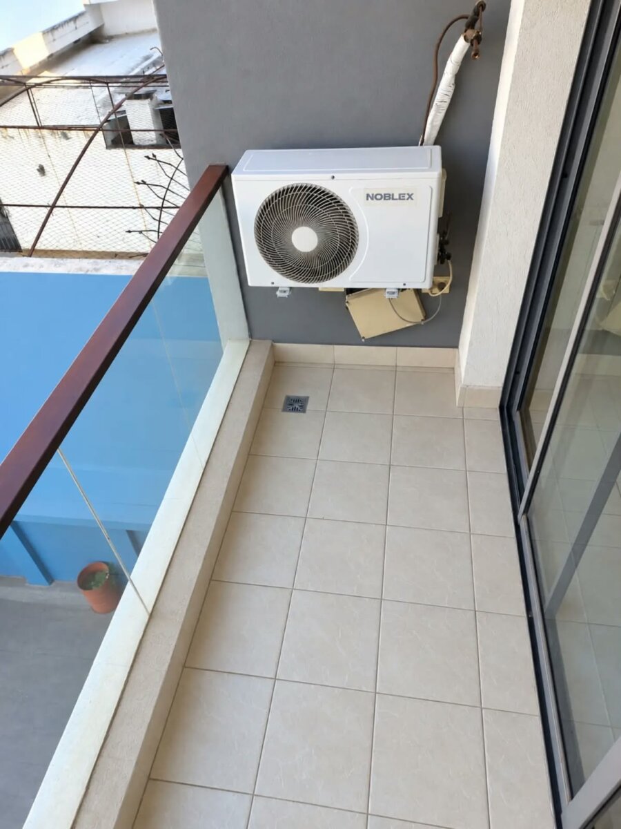 DEPTO 2 DORMITORIOS AL FRENTE CON BALCÓN Y PILETA — foto 5