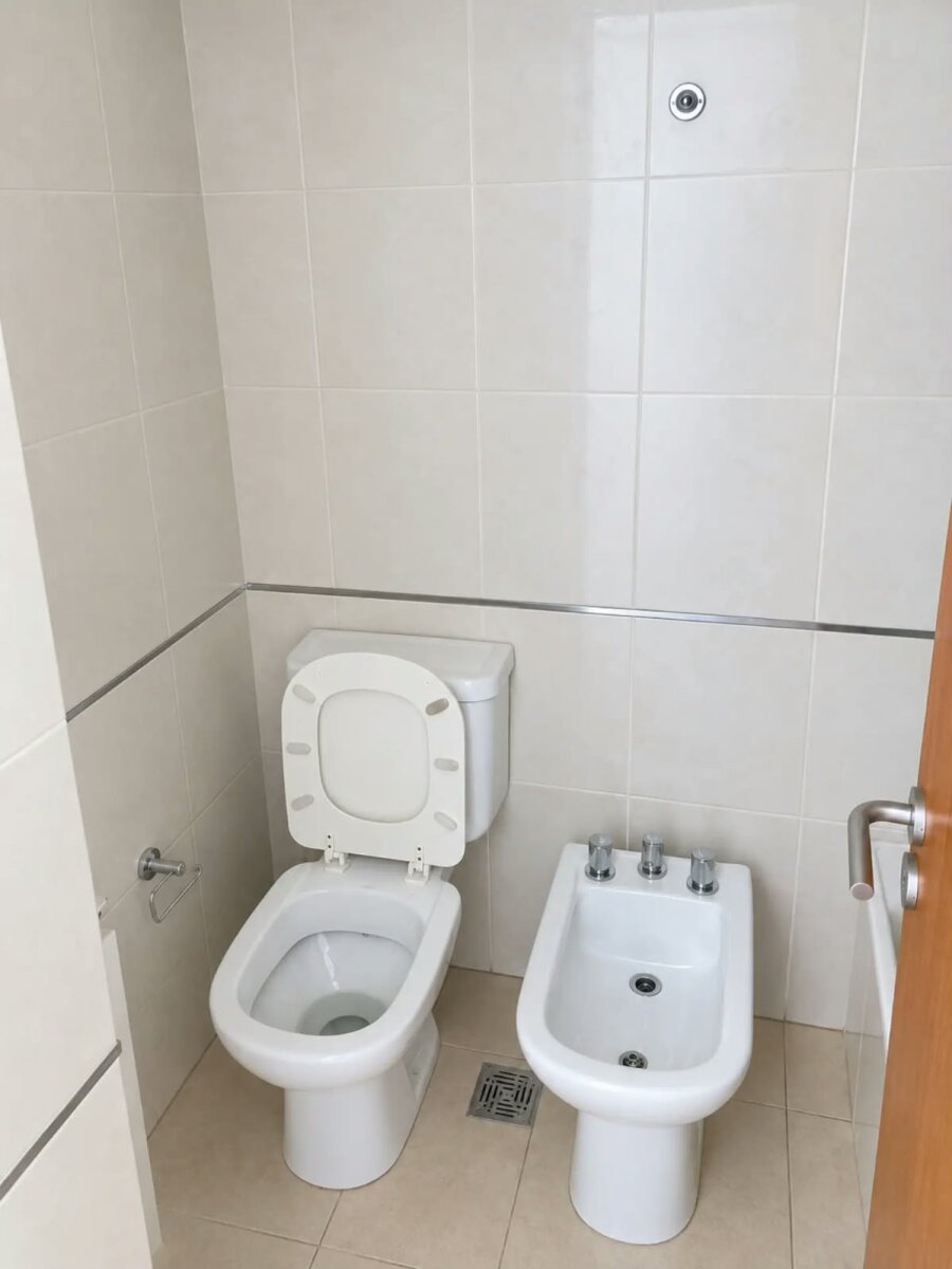DEPTO 2 DORMITORIOS AL FRENTE CON BALCÓN Y PILETA — foto 11