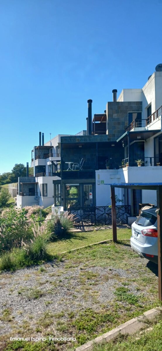 Hermosos depto de 3 dorm. Tierra Alta V. Carlos Paz — foto 2