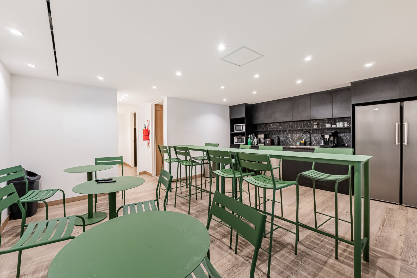 Oficina en venta sobre Libertador. Torre Aisenson - 20