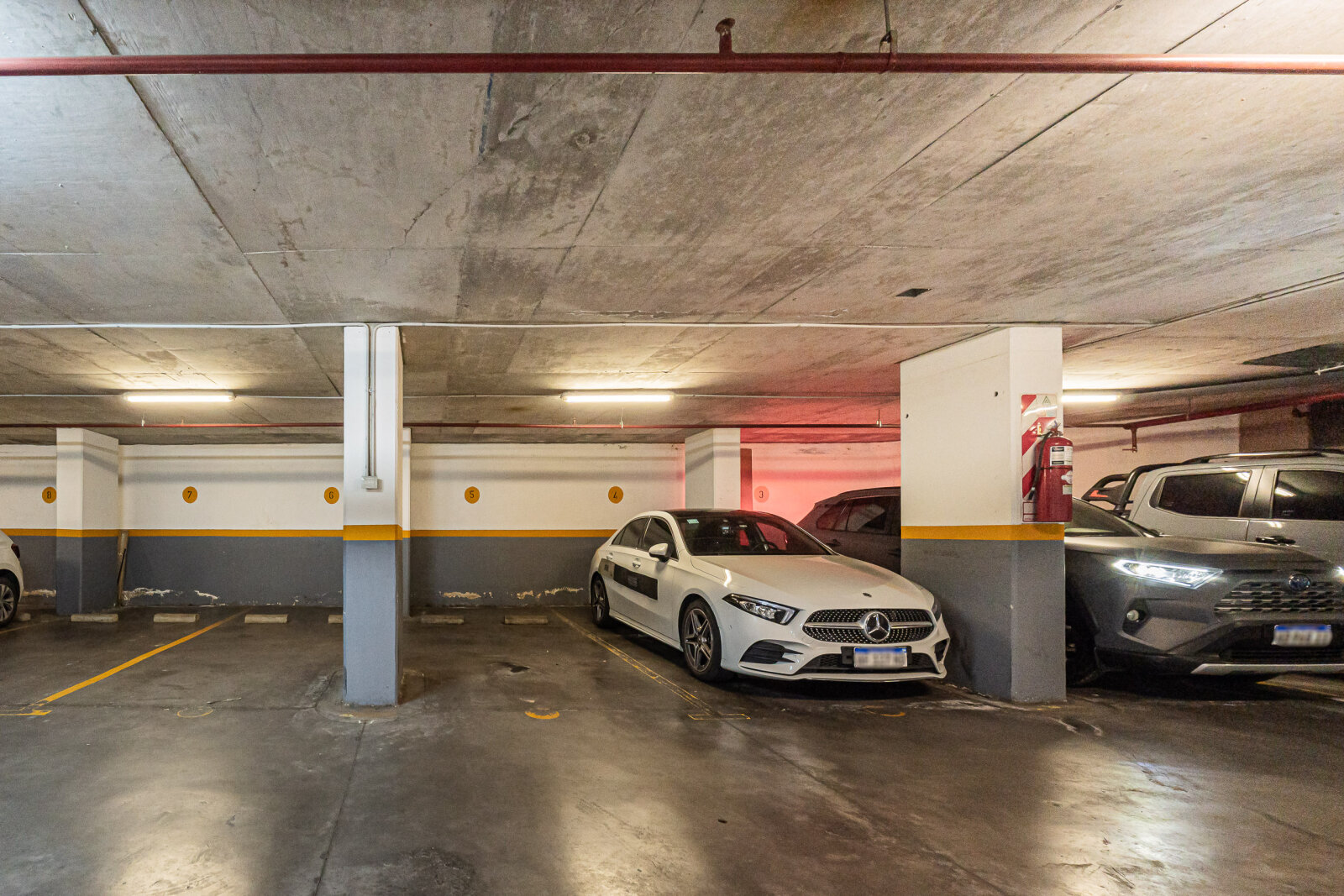 Oficina en venta sobre Libertador. Torre Aisenson - 30