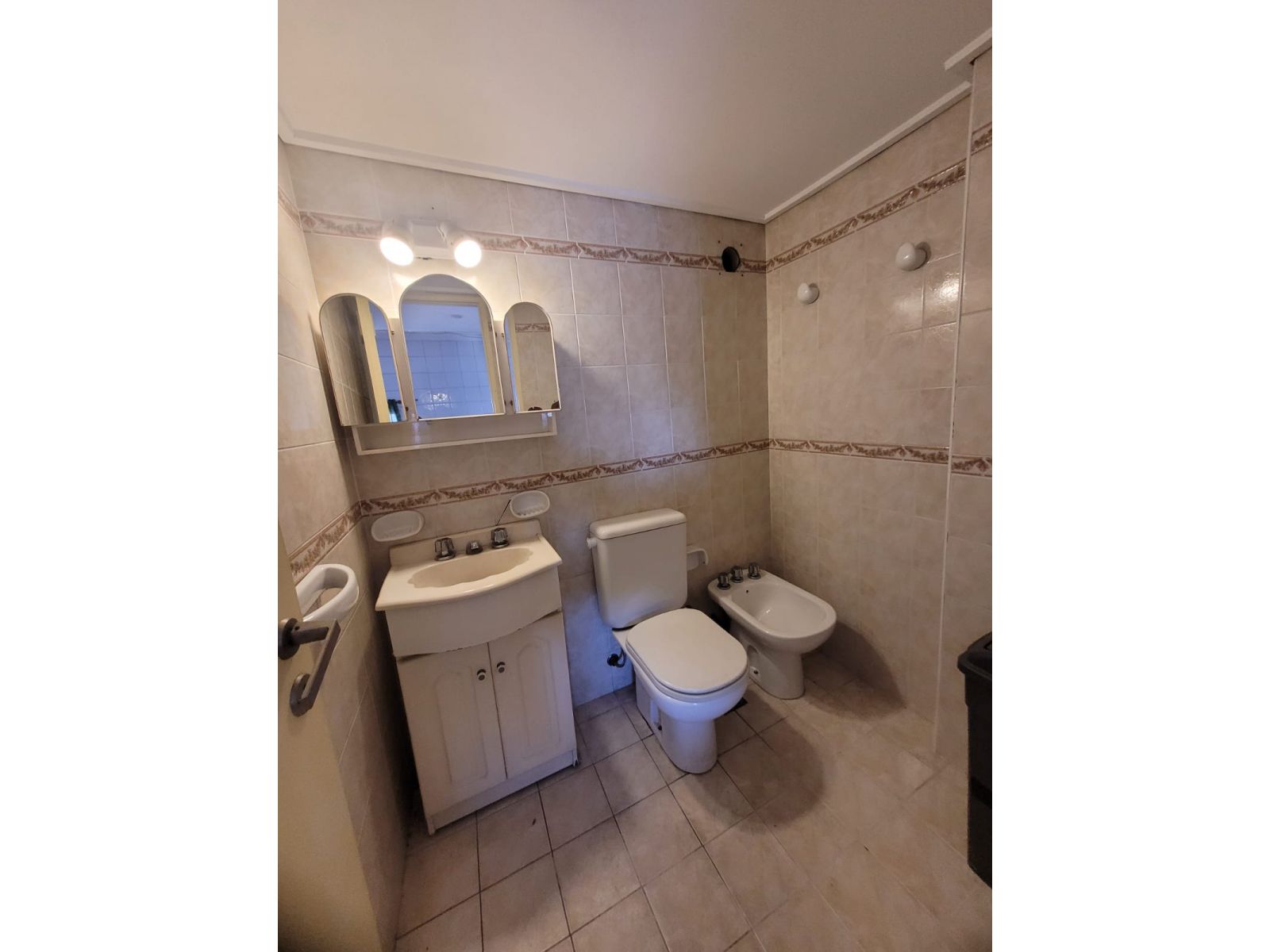 Venta Departamento 5 Ambientes en Morón centro. - 16
